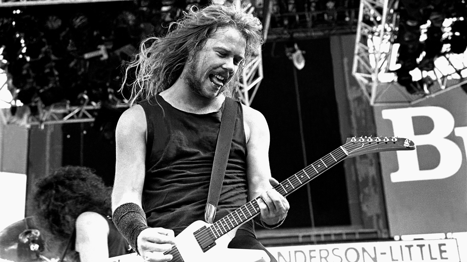 5 veces las bandas de metal reinventaron las canciones de rock clásico para mejor