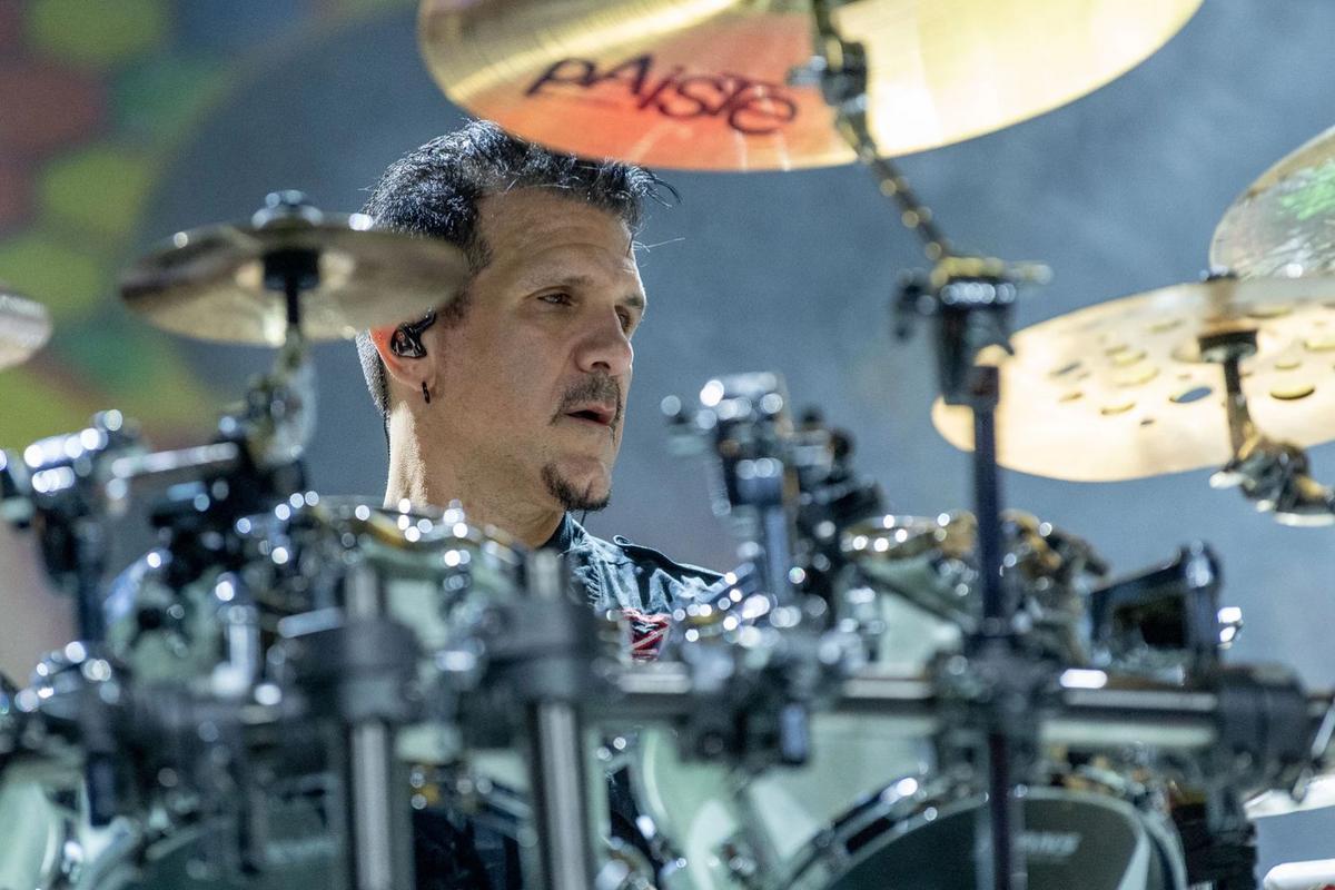 Benante 'se sentará' en los próximos shows de ántrax debido a una lesión
