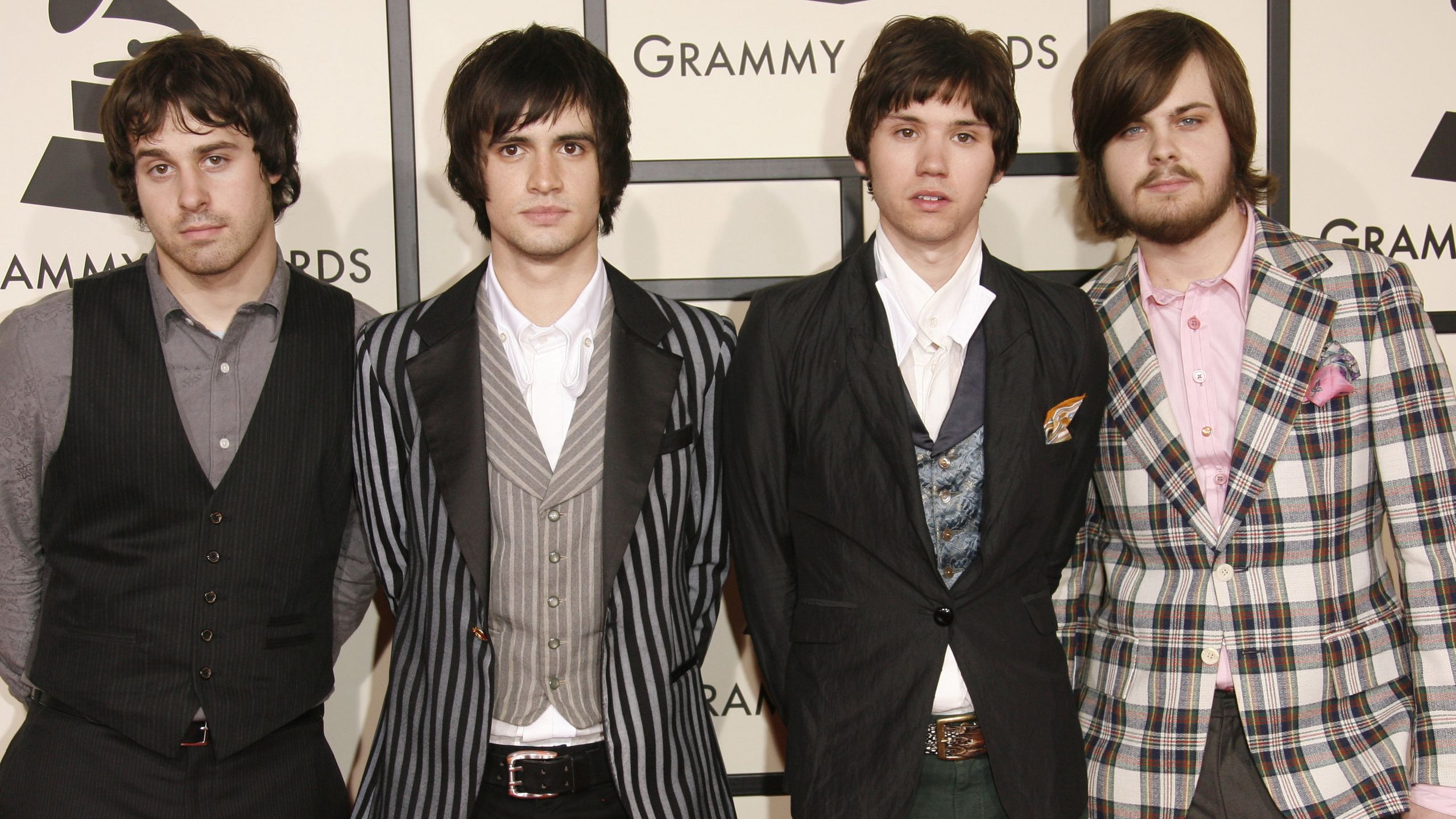 Cómo los Beatles inspiraron a Panic At The Disco para reinventarse