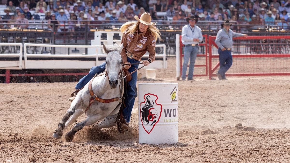 El documental de rodeo realizado en Wyoming 'Outriding The Devil' es un éxito nacional