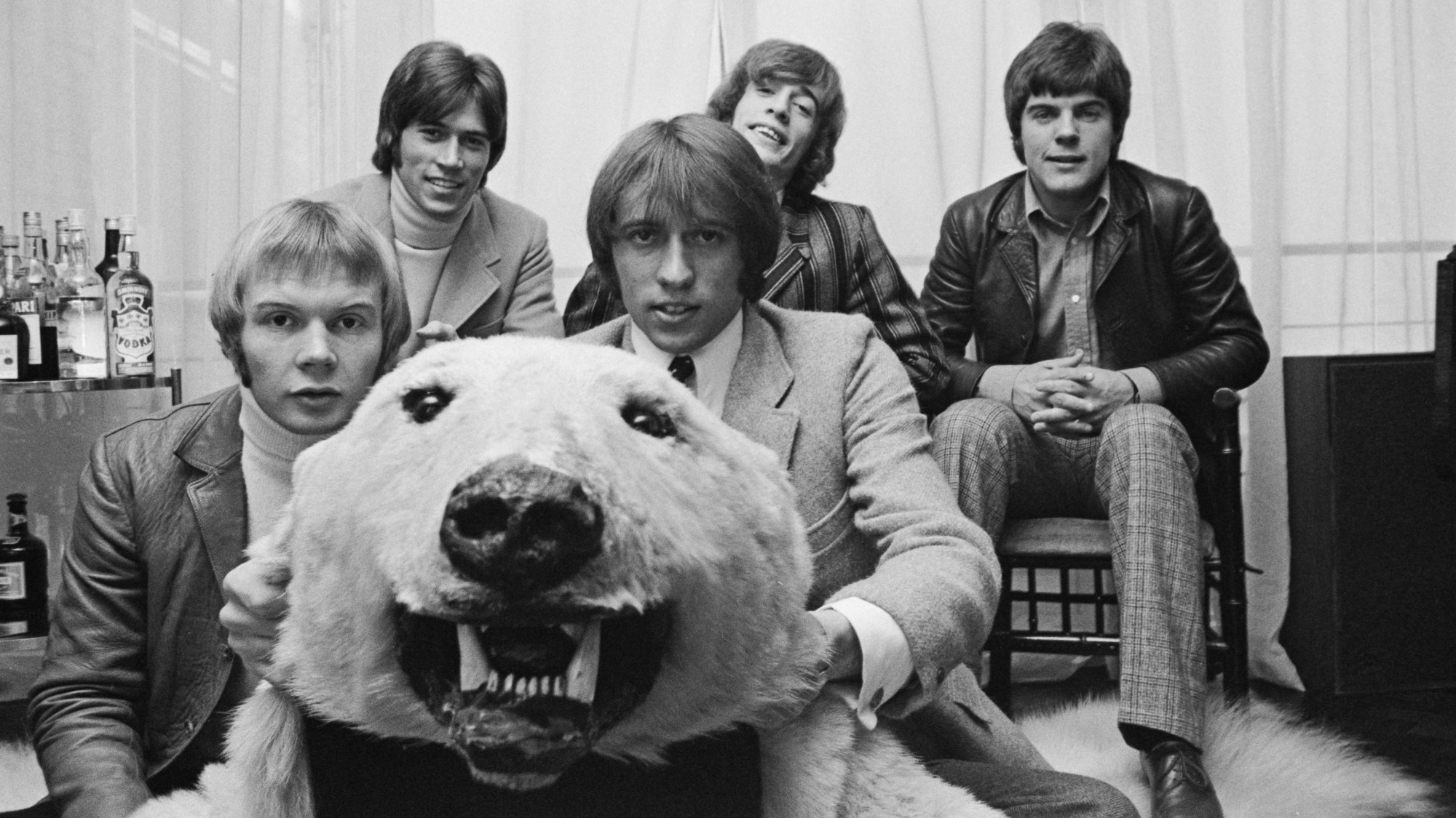 El misterioso éxito de los Bee Gees que se convirtió en la canción emblemática de Robin Gibb