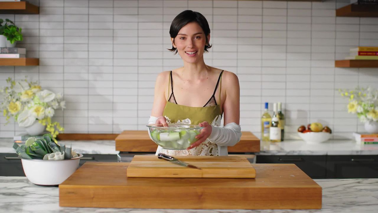 Gracie Abrams mezcla Gin Martinis “Extra-Dirty” y comparte la historia detrás de su nuevo álbum