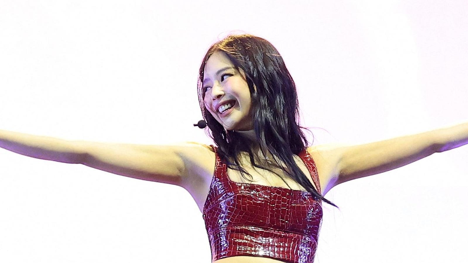 Jennie une a BTS mientras su pop radio smash avanza nuevamente