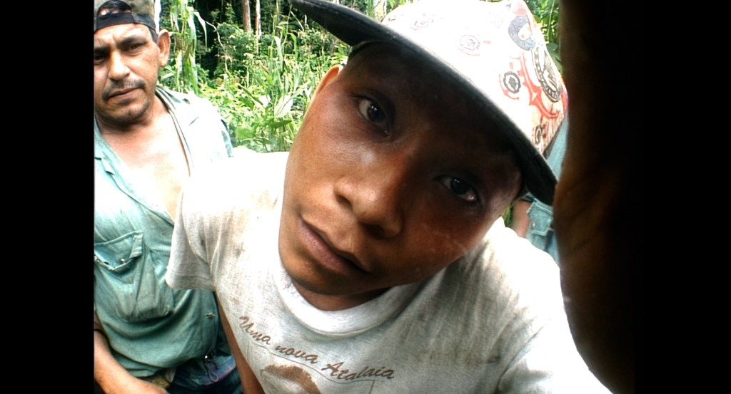 La 'amazomanía' cuestiona la ética de documentar tribus indígenas remotas
