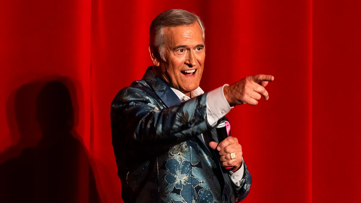 La proyección de 'Ernie & Emma' de Bruce Campbell llena el Redford Theatre