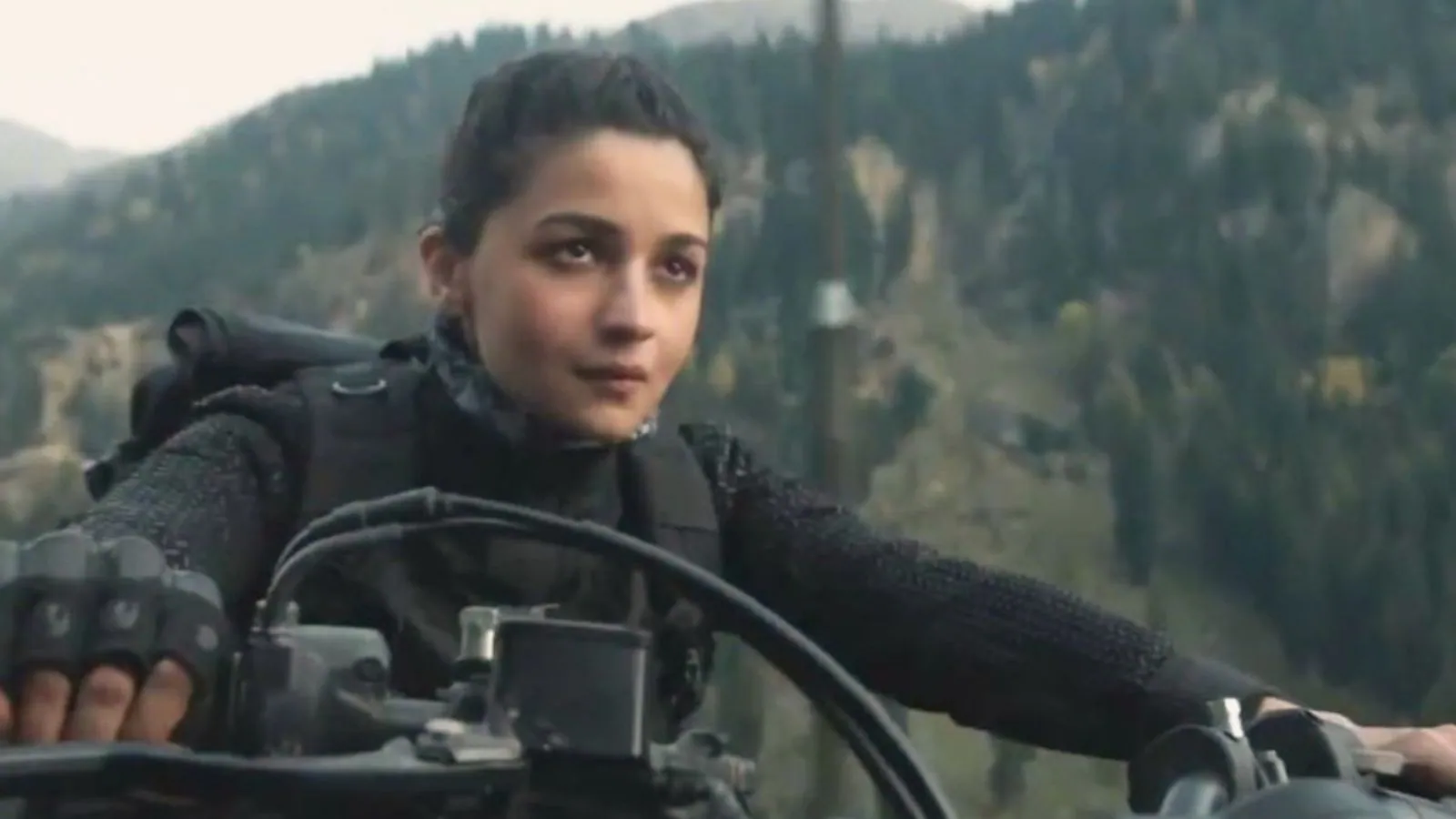 Por qué el casting Alpha de 18 años de Alia Bhatt, de 33 años, es una gran victoria para la representación femenina en Bollywood