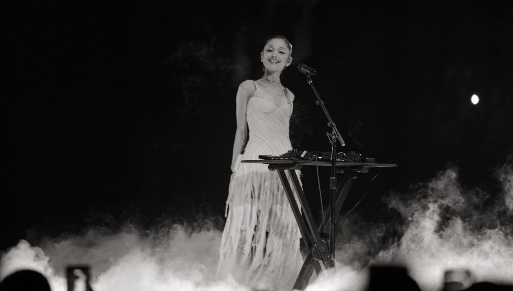 Reseña del concierto de Ariana Grande 'Eternal Sunshine Tour': Los Ángeles