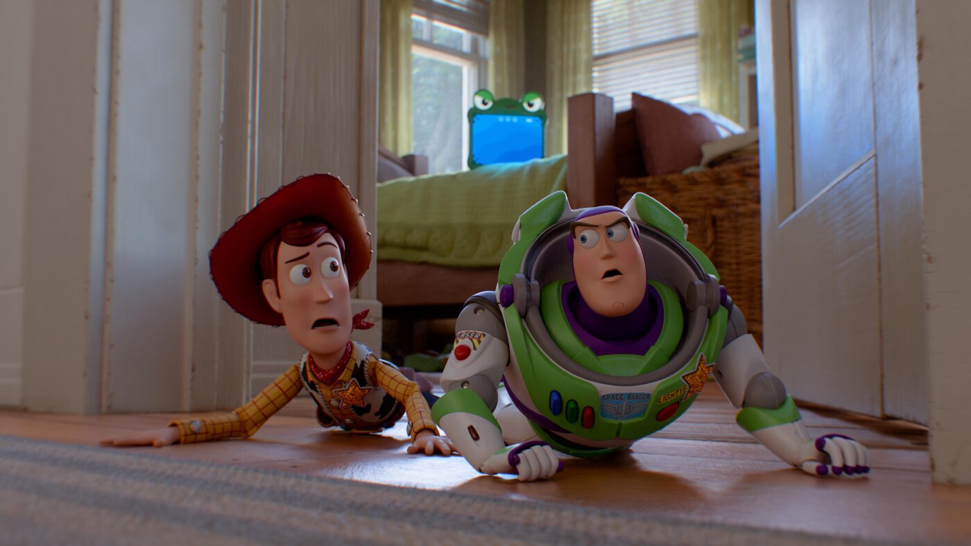 Revisión de 'Toy Story 5': los dispositivos digitales amenazan la infancia: NPR