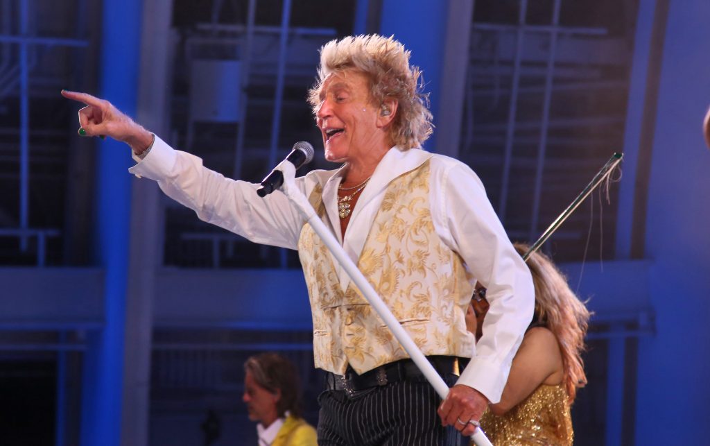 Revisión del Hollywood Bowl de la gira 'One Last Time' de Rod Stewart: ¿Ha terminado?