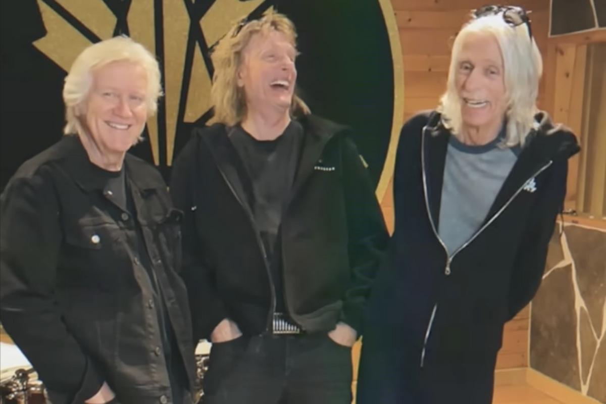 Triumph comparte actualización sobre la salud de Mike Levine