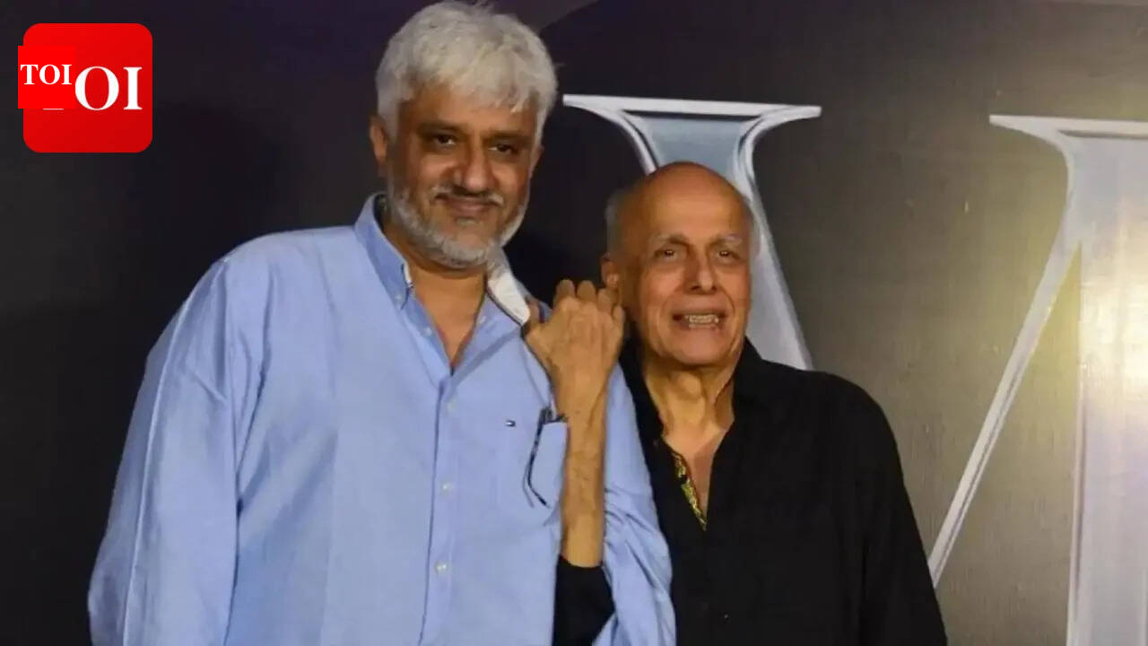 Vikram Bhatt rompe el silencio sobre Mahesh Bhatt no lo defendió durante su estancia en la cárcel en un caso de fraude de 30 millones de rupias: 'Tal vez me estaba ayudando' |